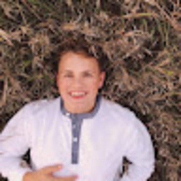 Meet your Posher, Preston - Picture 1 of 1